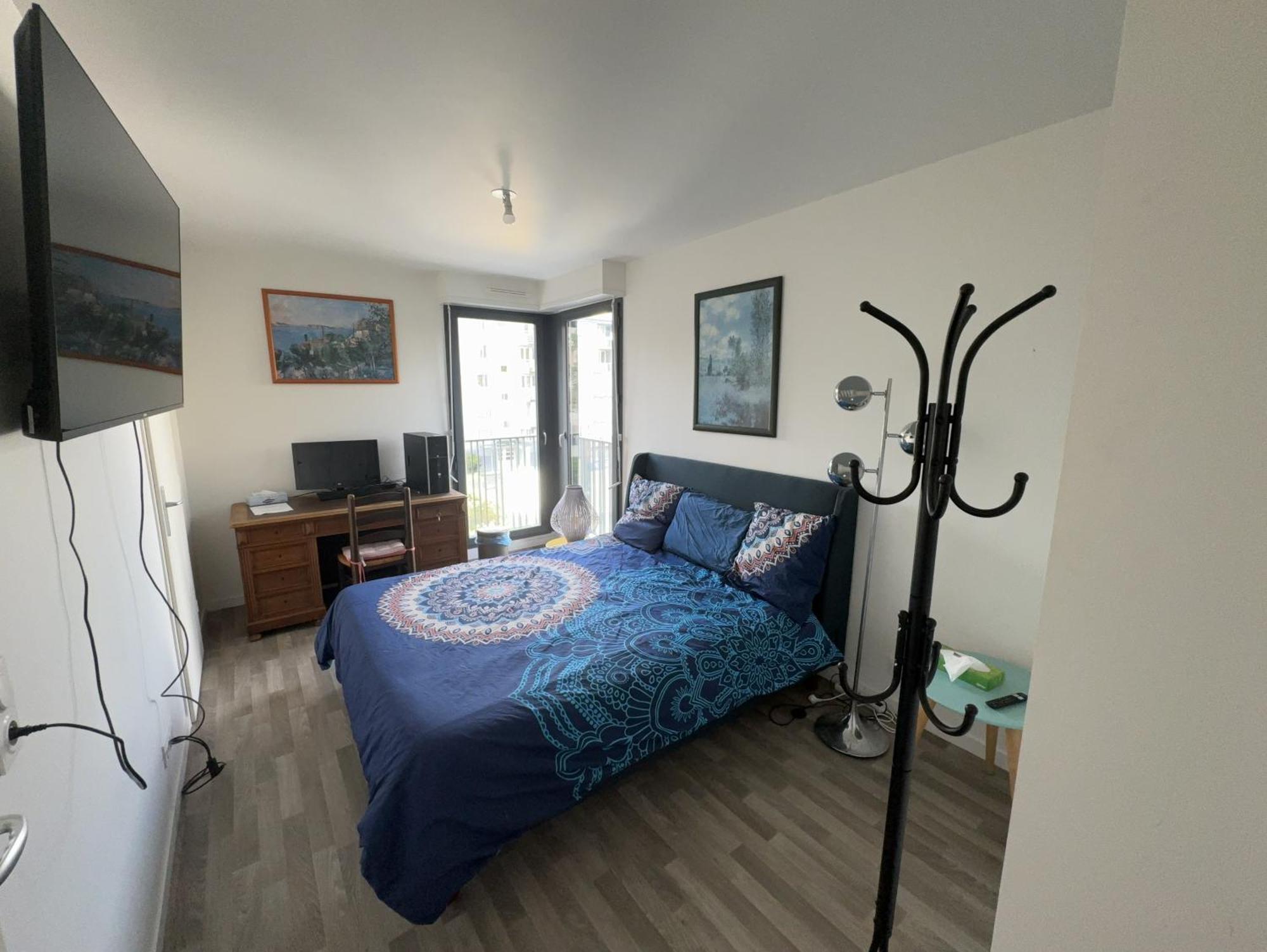 Grande Chambre 14 M2 Avec Salle De Bain Privative A Nanterre Prefecture Proche La Defense Arena Campus Sncf Et Paris Buitenkant foto