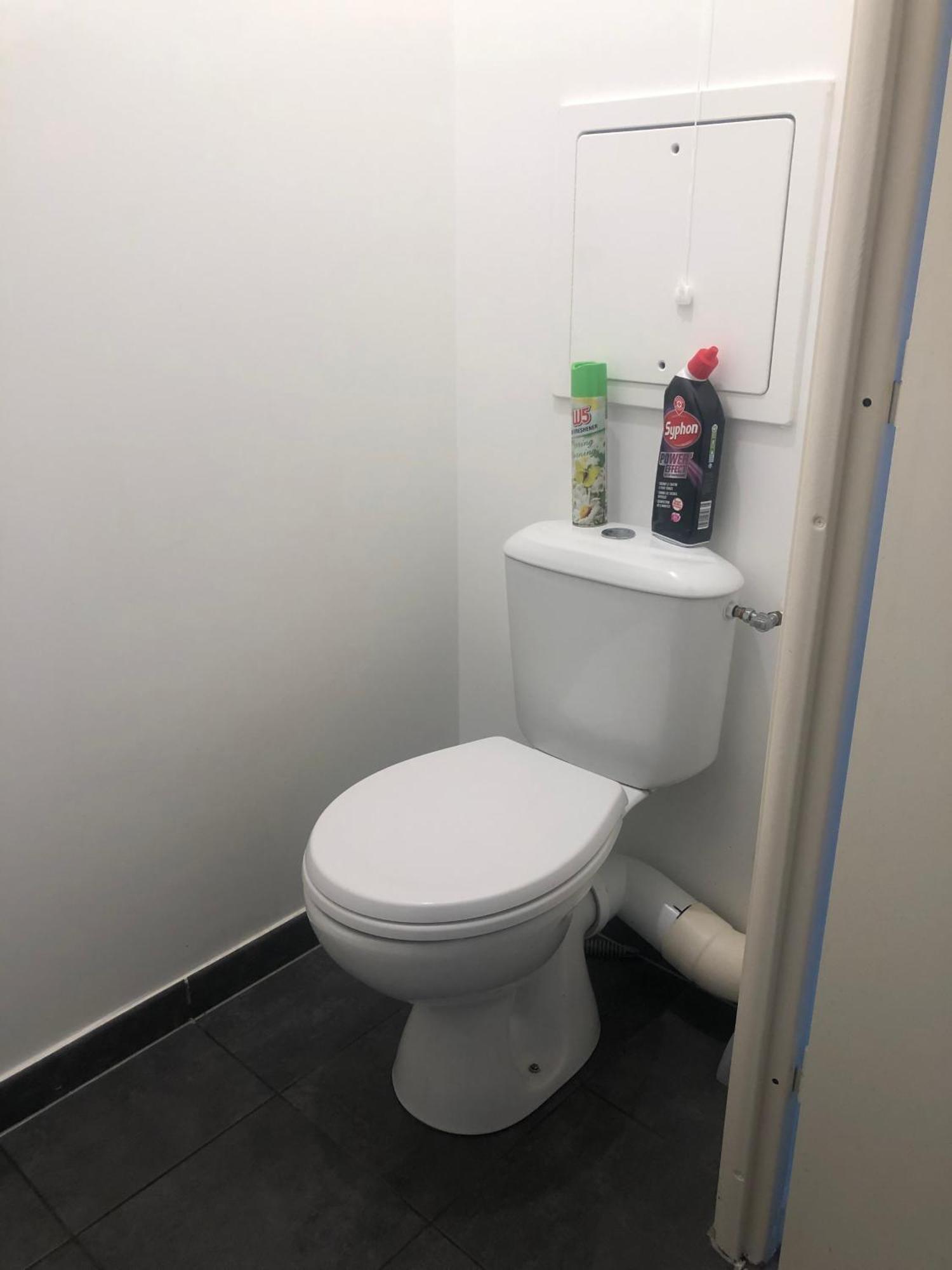 Grande Chambre 14 M2 Avec Salle De Bain Privative A Nanterre Prefecture Proche La Defense Arena Campus Sncf Et Paris Buitenkant foto