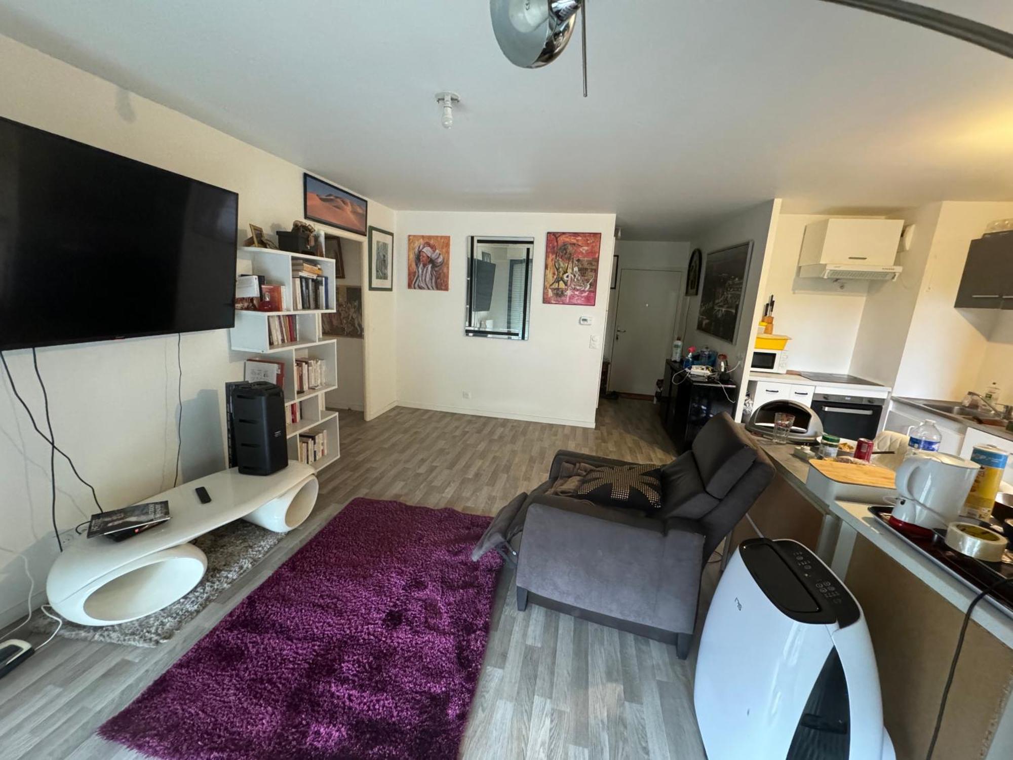 Grande Chambre 14 M2 Avec Salle De Bain Privative A Nanterre Prefecture Proche La Defense Arena Campus Sncf Et Paris Buitenkant foto
